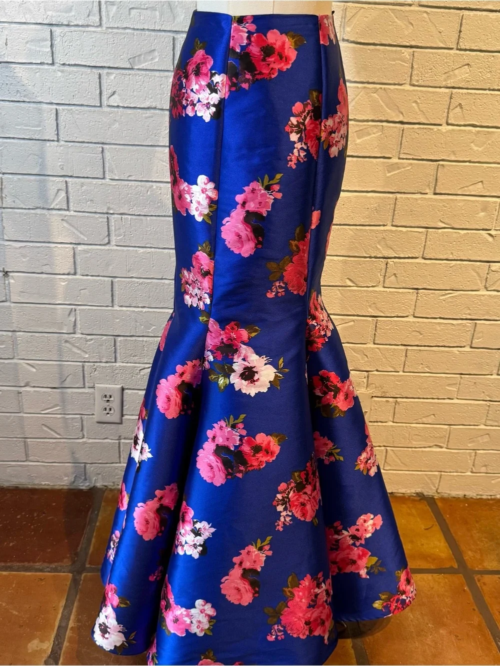 B. Darlin Blue Pink Floral Mermaid Fit and Flare Formal Maxi Skirt Womens 1/2